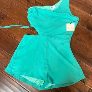 Aimey One Shoulder Romper in Turquoise
superdown